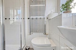 Images for Monarch's Court, 8 Hearn Road, Romford, RM1