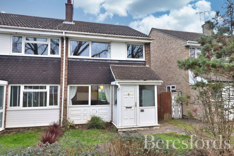 Click the photo for more details of Hawfinch Walk, Chelmsford, Essex, CM2