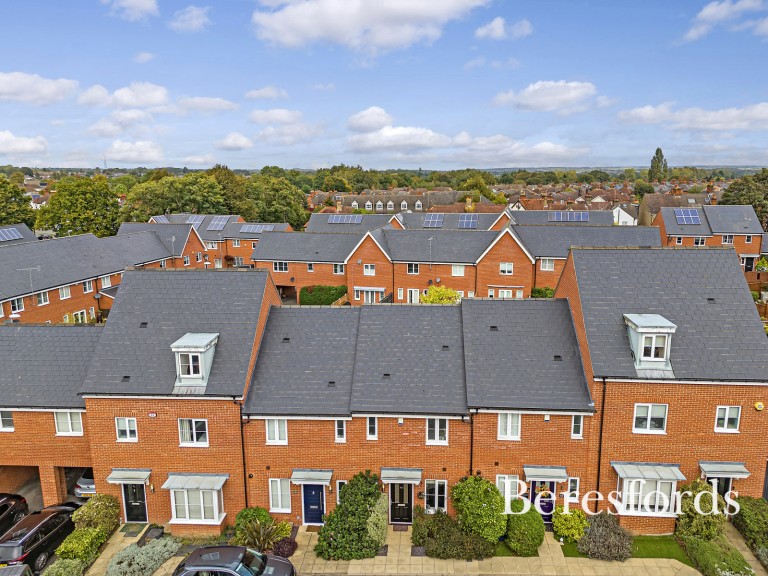 Images for Little Highwood Way, Brentwood, Essex, CM14