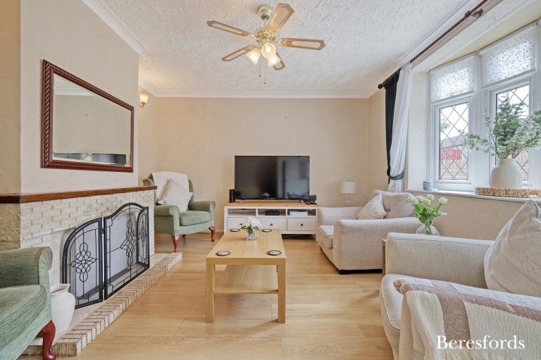 Images for Preston Road, Noak Hill, RM3