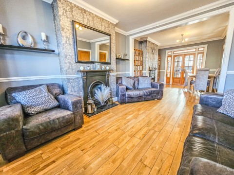 Click the photo for more details of Fourth Avenue, Romford, RM7