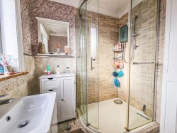 Images for Fourth Avenue, Romford, RM7