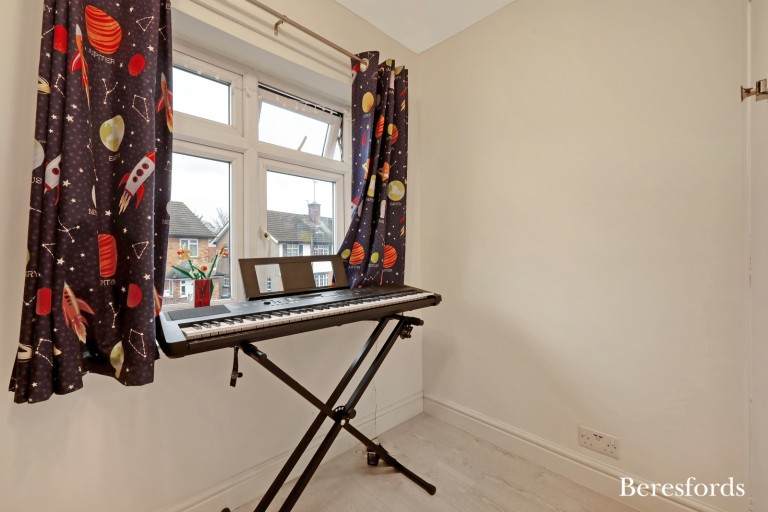 Images for Durham Avenue, Gidea Park, RM2