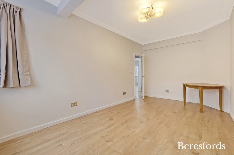 Images for Corbets Tey Road, Upminster, RM14