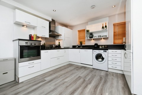 Click the photo for more details of Hart Street, Brentwood, Essex, CM14
