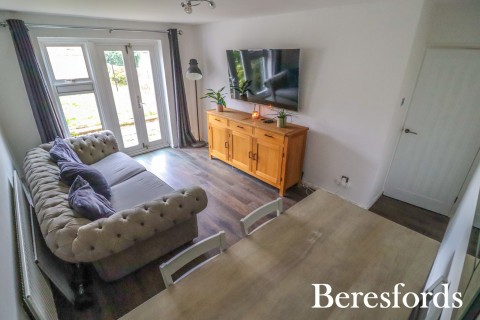 Click the photo for more details of Roseberry Gardens, Upminster, RM14