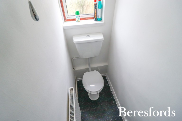 Images for Roseberry Gardens, Upminster, RM14
