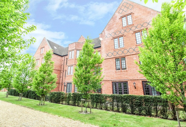 Images for The Galleries, Warley, Brentwood, Essex, CM14