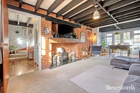 Click the photo for more details of Saling Green, Basildon, Essex, SS15