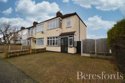 Images for Beechfield Gardens, Romford, RM7