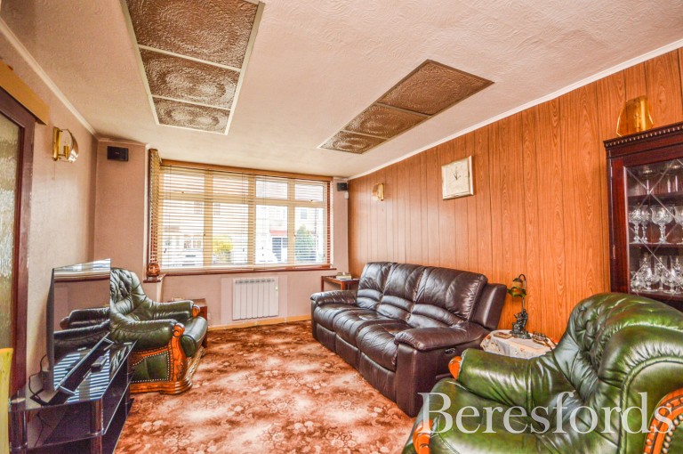 Images for Beechfield Gardens, Romford, RM7