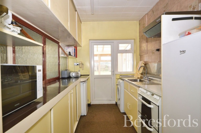 Images for Beechfield Gardens, Romford, RM7