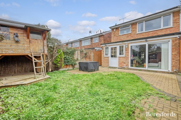 Images for Hoylake Gardens, Romford, RM3