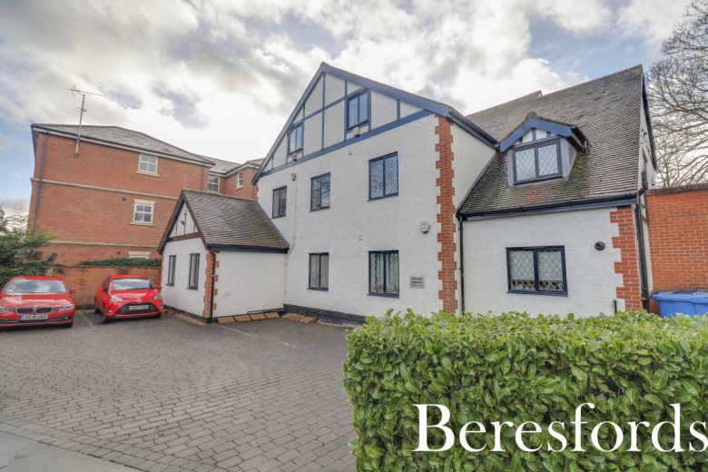 Click the photo for more details of Priests Lane, Brentwood, Essex, CM15