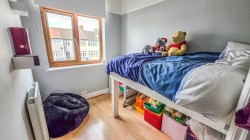 Images for Bridport Avenue, Romford, RM7