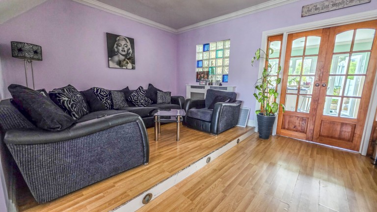 Images for Bridport Avenue, Romford, RM7