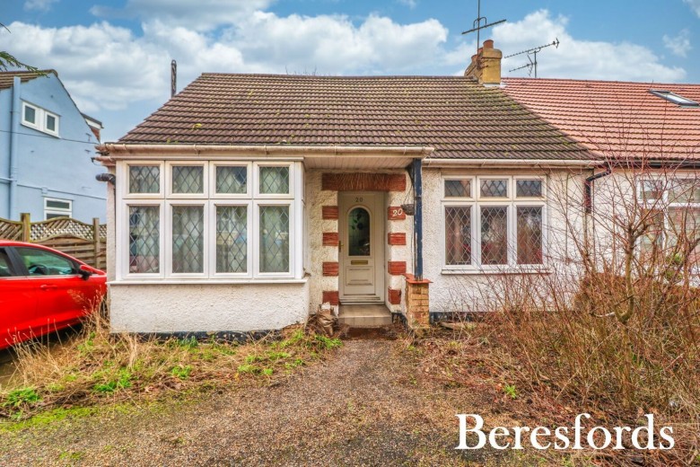 Click the photo for more details of Bridge Avenue, Upminster, RM14