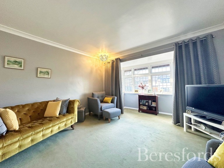 Images for Sylvan Avenue, Hornchurch, RM11