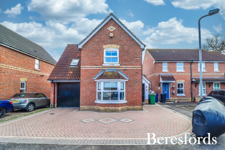 Images for Fyfield Drive, South Ockendon, Essex, RM15