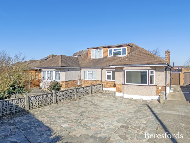 Images for Kings Gardens, Upminster, RM14