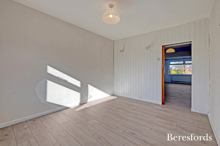 Images for Kings Gardens, Upminster, RM14