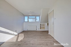 Images for Kings Gardens, Upminster, RM14