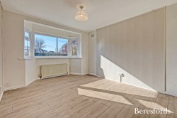 Images for Kings Gardens, Upminster, RM14