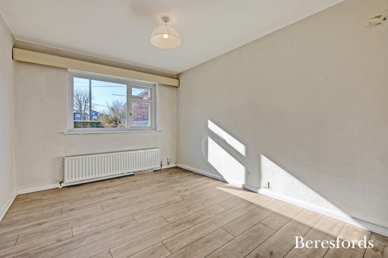 Images for Kings Gardens, Upminster, RM14