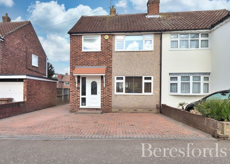 Images for Cypress Drive, Chelmsford, Essex, CM2