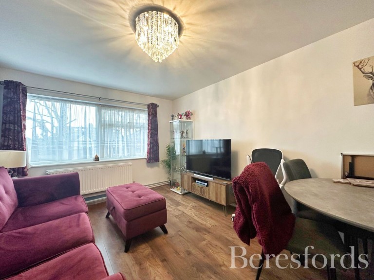 Images for Upminster Road, Hornchurch, RM11