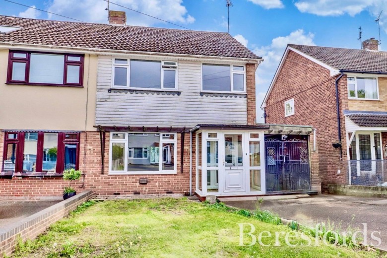 Click the photo for more details of Glebe Crescent, Broomfield, Chelmsford, Essex, CM1