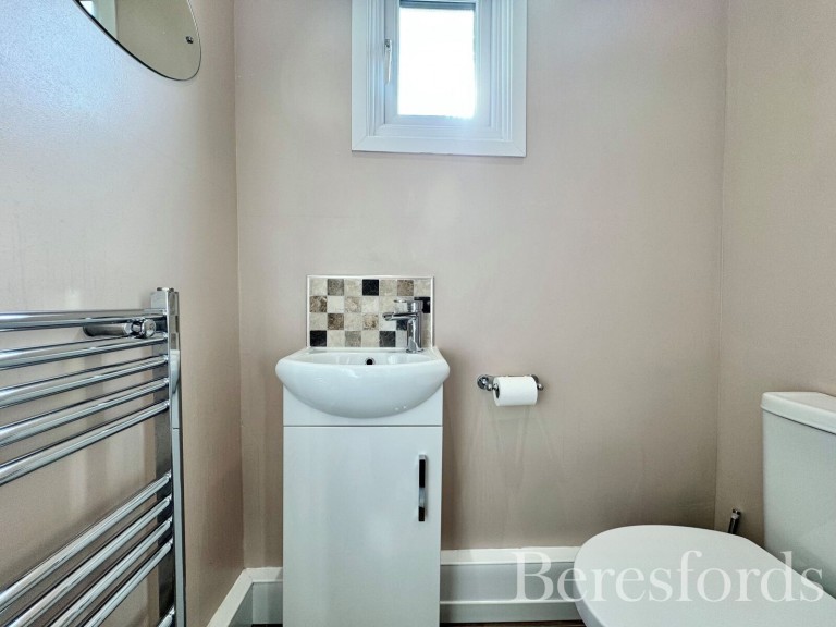 Images for Veny Crescent, Hornchurch, RM12