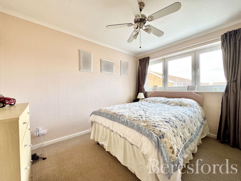 Images for Veny Crescent, Hornchurch, RM12