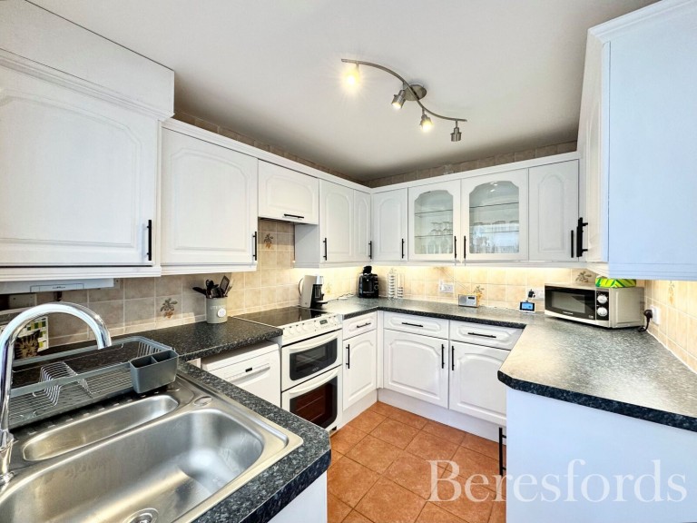 Images for Veny Crescent, Hornchurch, RM12