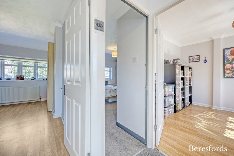 Images for Wrexham Road, Noak Hill, RM3