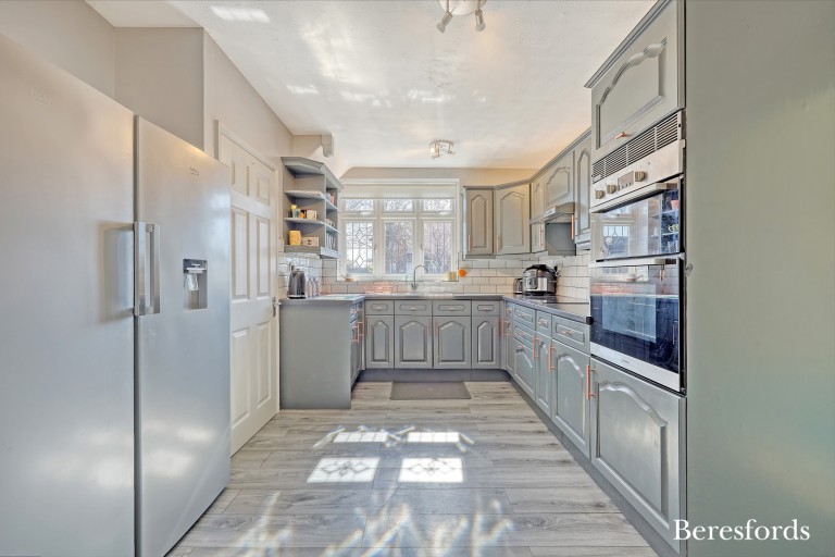 Images for Wrexham Road, Noak Hill, RM3