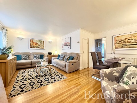 Click the photo for more details of Childs Close, Hornchurch, RM11