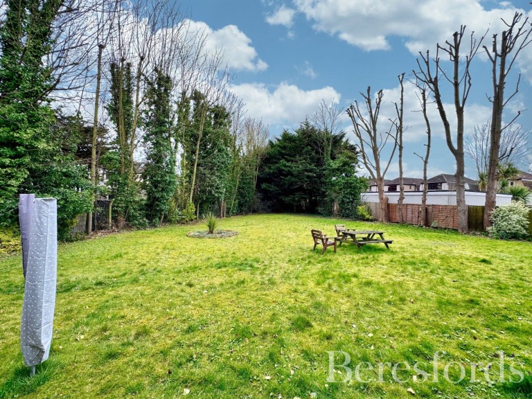 Images for Childs Close, Hornchurch, RM11