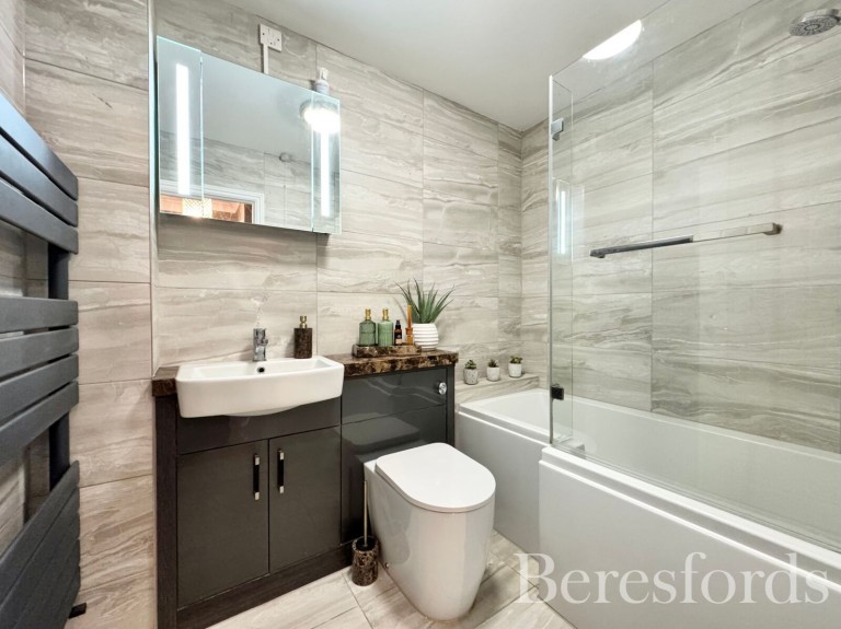 Images for Childs Close, Hornchurch, RM11