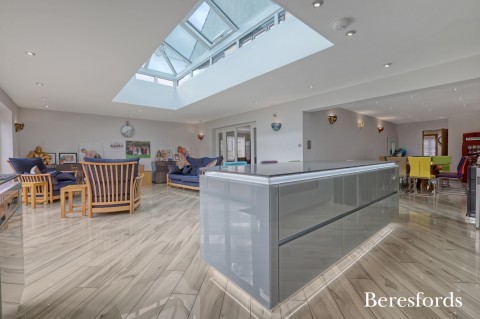 Click the photo for more details of Western Avenue, Brentwood, Essex, CM14