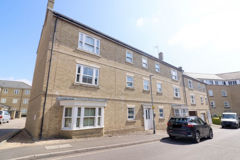 Click the photo for more details of Wickham Crescent, Braintree, Essex, CM7