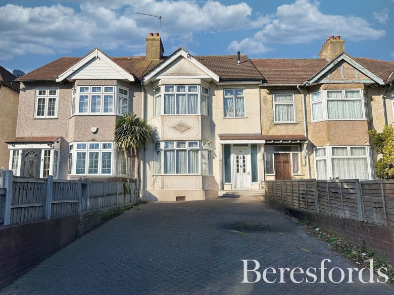 Click the photo for more details of Hornchurch Road, Hornchurch, RM11