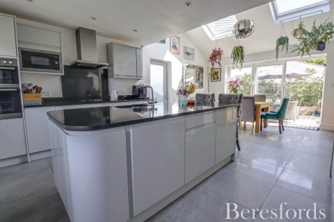 Click the photo for more details of Firsgrove Crescent, Warley, Brentwood, Essex, CM14