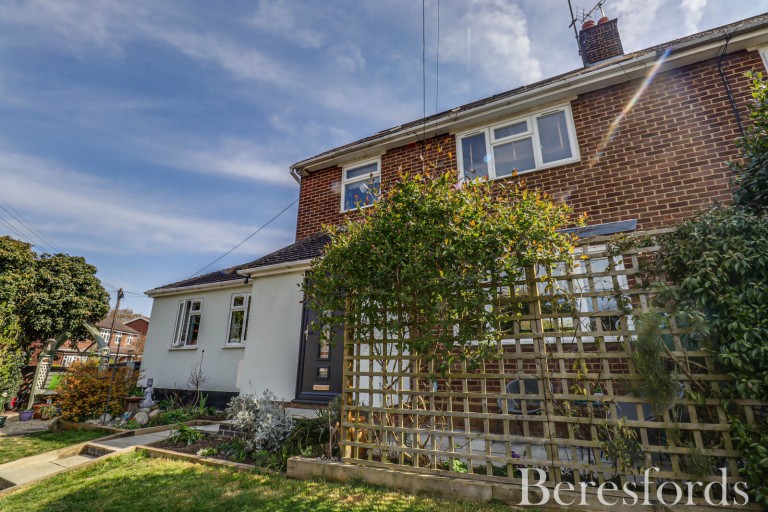 Images for Firsgrove Crescent, Warley, Brentwood, Essex, CM14