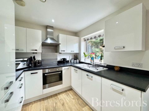 Click the photo for more details of Stafford Avenue, Hornchurch, RM11