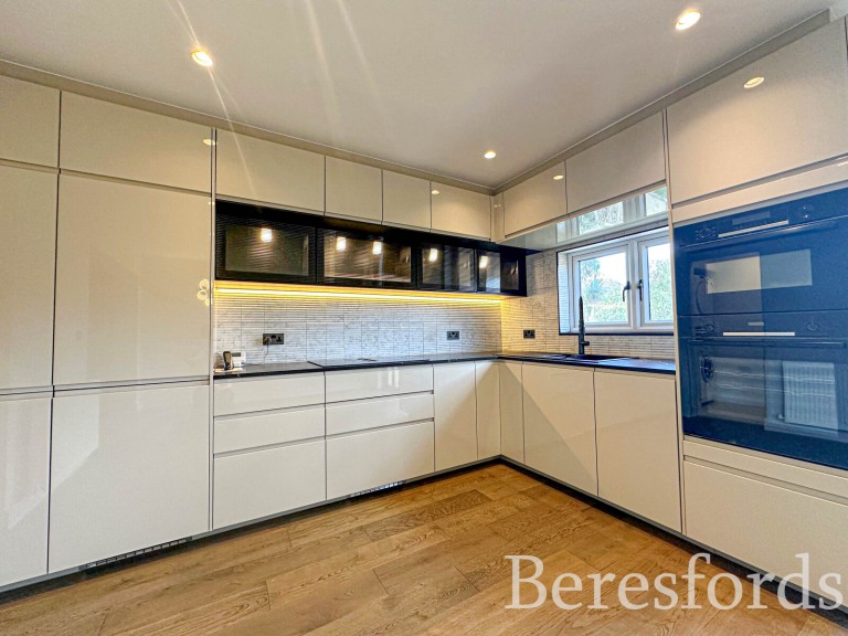 Images for Hillcrest Road, Hornchurch, RM11