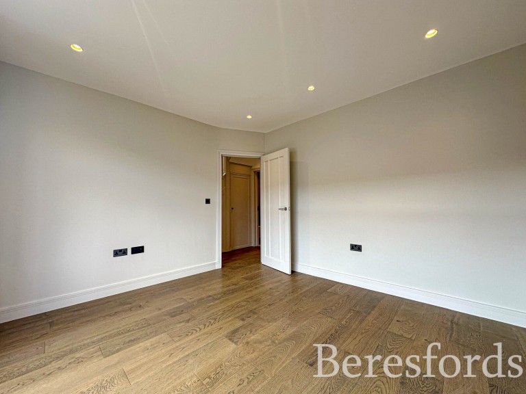 Images for Hillcrest Road, Hornchurch, RM11