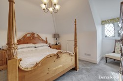 Images for Balgores Crescent, Gidea Park, RM2