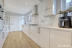 Images for Balgores Crescent, Gidea Park, RM2
