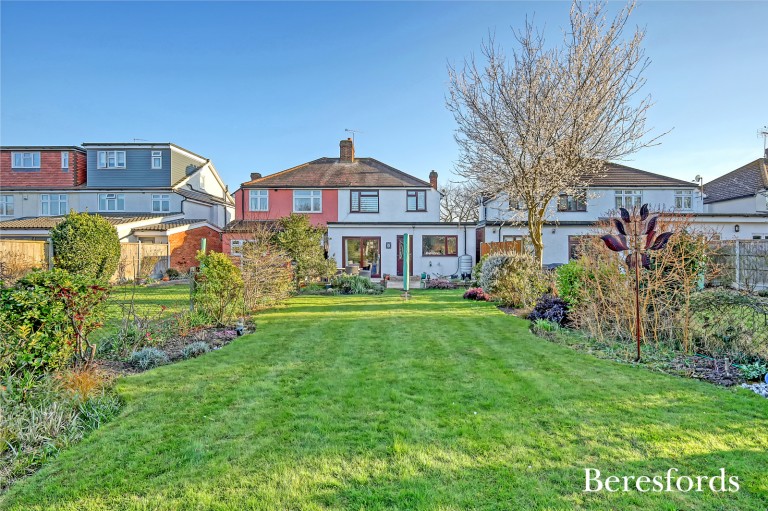 Images for Ashvale Gardens, Upminster, RM14